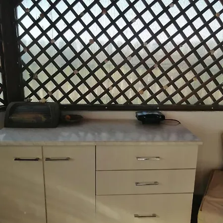 Farah Apartment