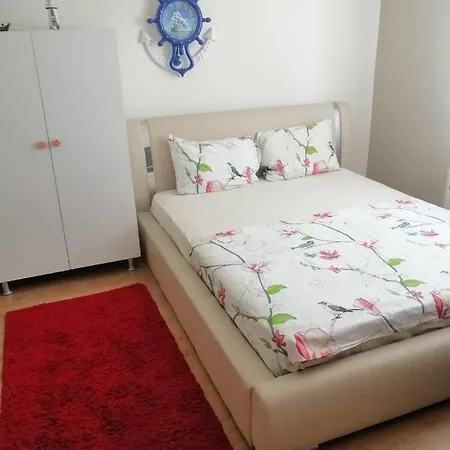Apartment Farah